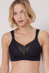 Harmony Underwire Sports Bra - Studio Europe