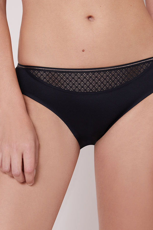 Harmony Sports Brief - Studio Europe