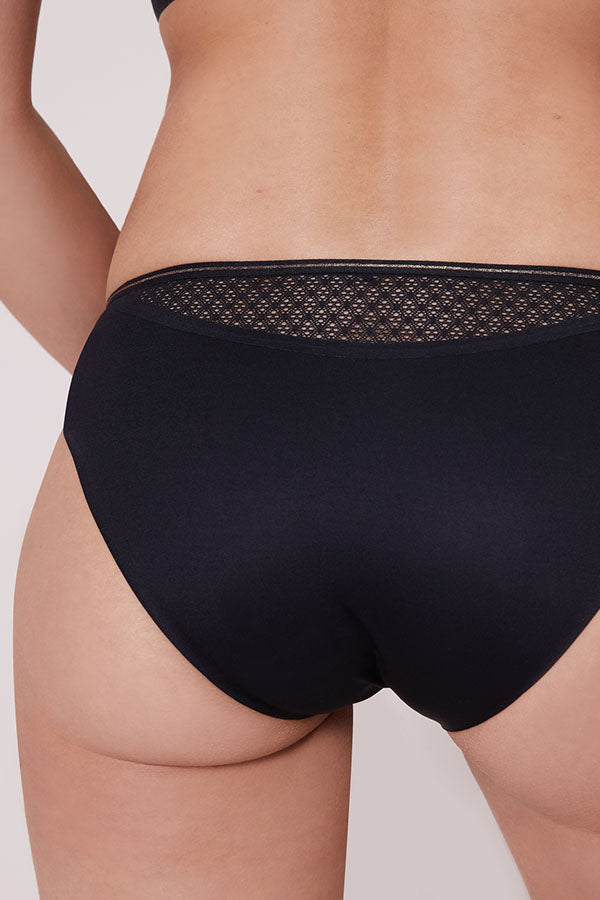 Harmony Sports Brief - Studio Europe